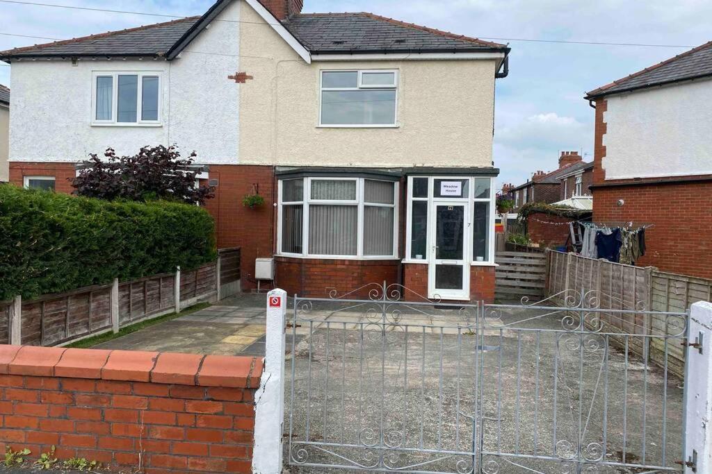 Апартаменты Sited In Lytham, Not Moss Side, Meadow Hse, Entire Hse, Sleeps 6 Moss Side  Экстерьер фото