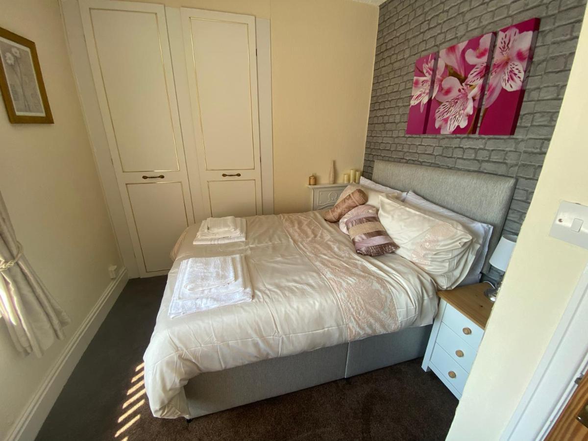 Апартаменты Sited In Lytham, Not Moss Side, Meadow Hse, Entire Hse, Sleeps 6 Moss Side  Экстерьер фото