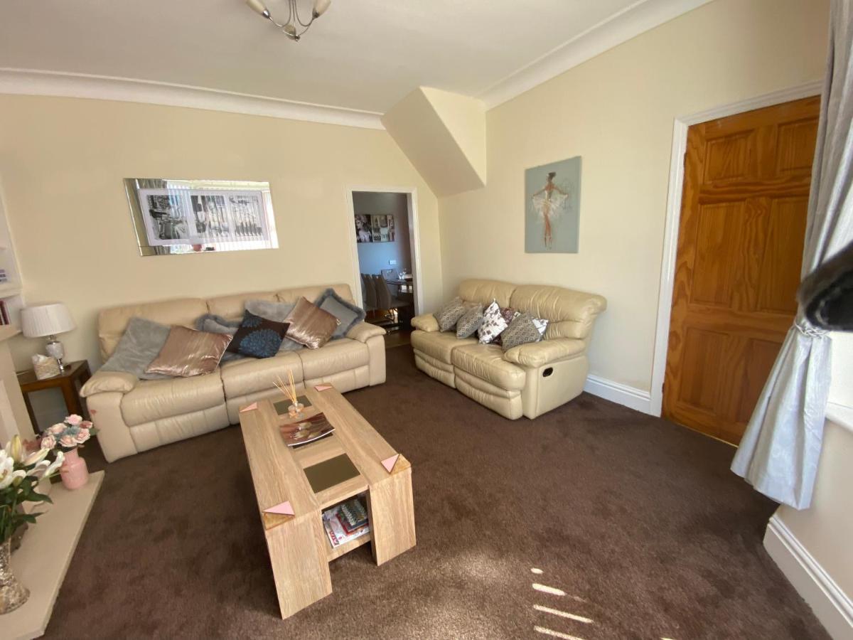 Апартаменты Sited In Lytham, Not Moss Side, Meadow Hse, Entire Hse, Sleeps 6 Moss Side  Экстерьер фото